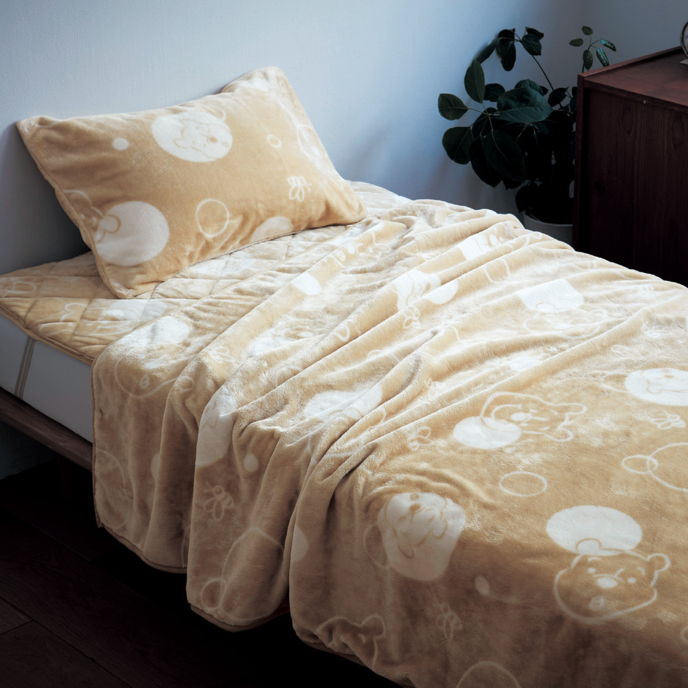 あったかなめらかな2枚合わせ毛布「くまのプーさん」(メルトロ/meltoro) あったかなめらかな2枚合わせ毛布「くまのプーさん」(メルトロ/meltoro)