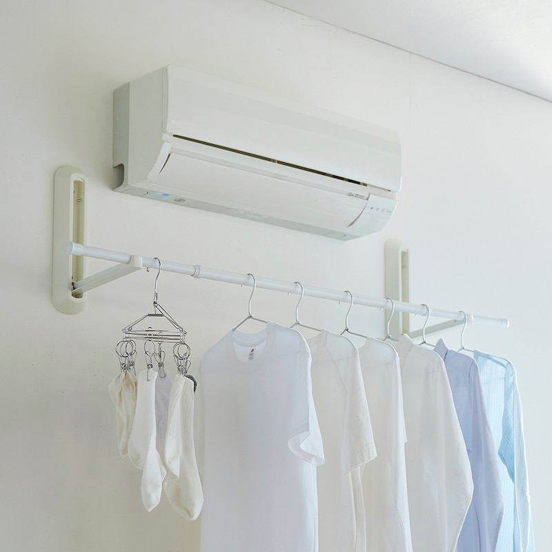 エアコンの下に設置して、より効率的に乾燥