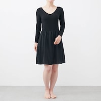 モデル身長165cm／M（85cm丈）