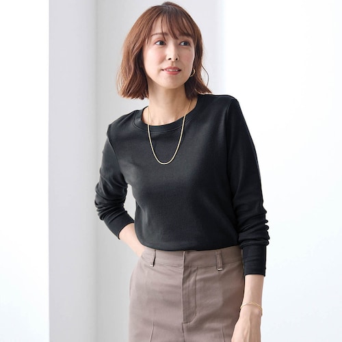 ふんわりコットンクルーネック長袖Tシャツ