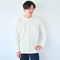 モデル身長179cm／L（オフホワイト）