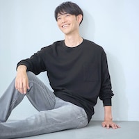 モデル身長176cm／L（ブラック）