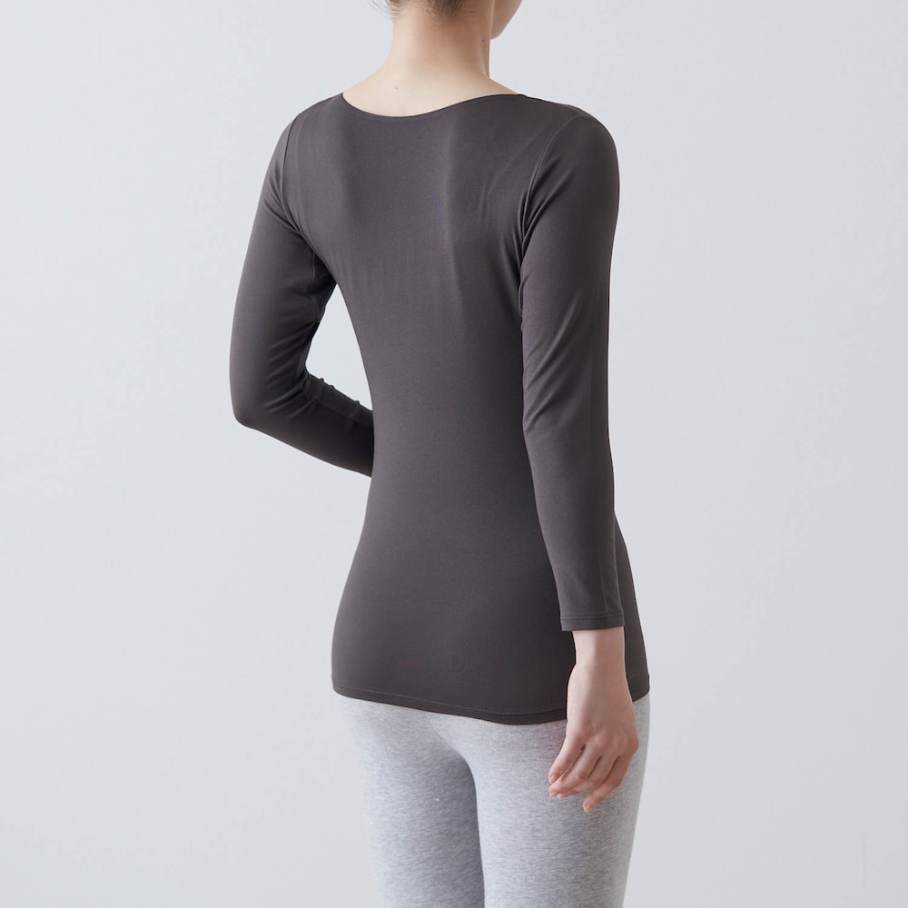 モデル身長165cm／M