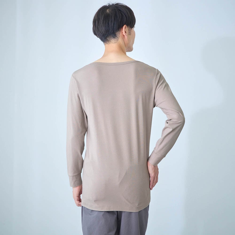 モデル身長176cm／L