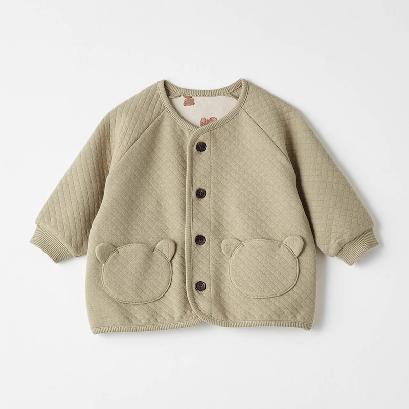 カーキベージュ