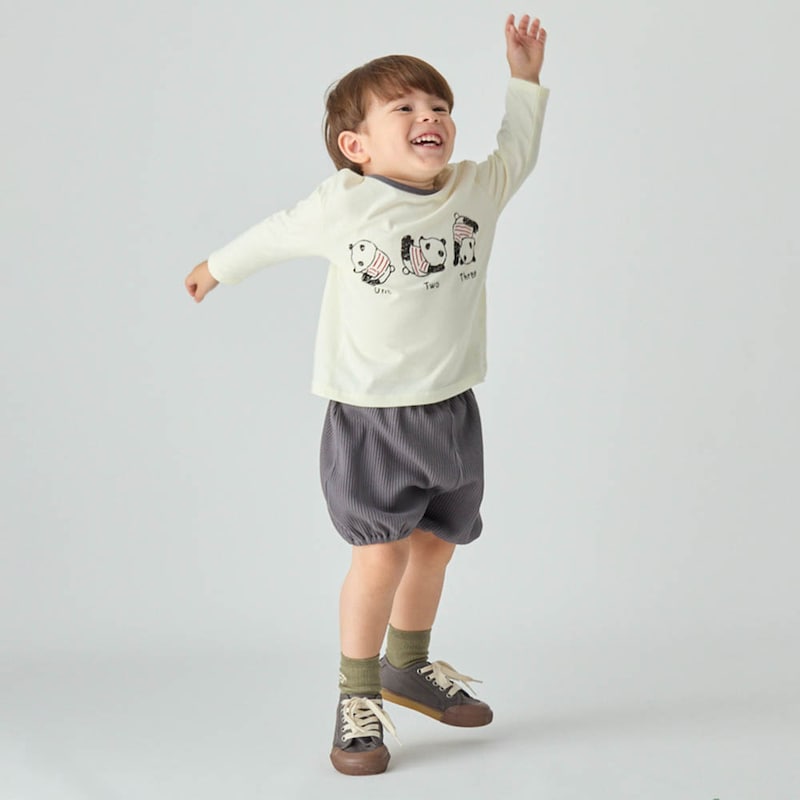 チャコール／モデル身長89cm・90サイズ着用