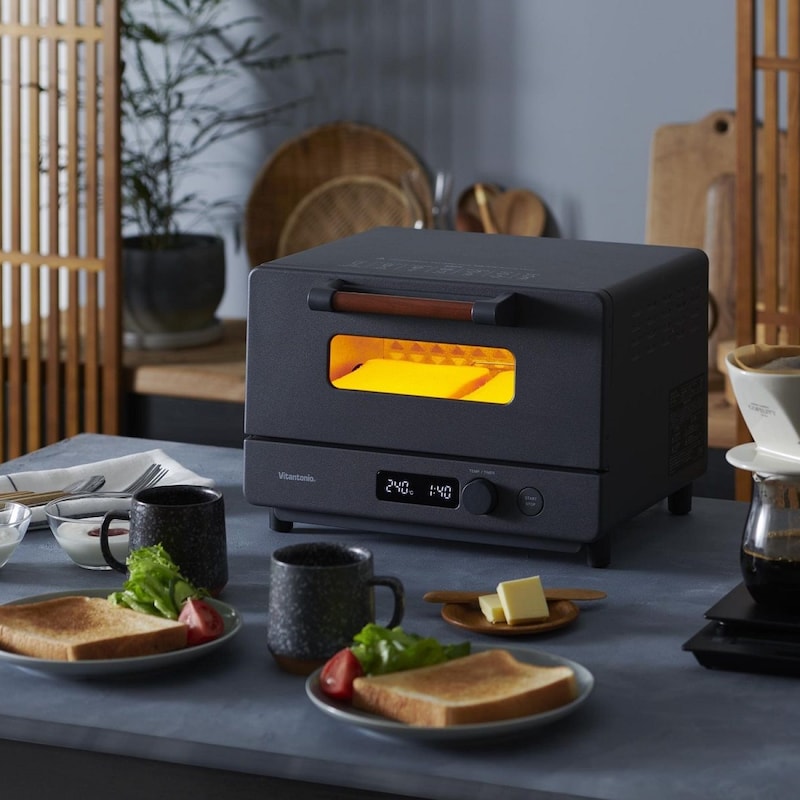 約1秒で発熱、1分40秒でトーストが焼ける
