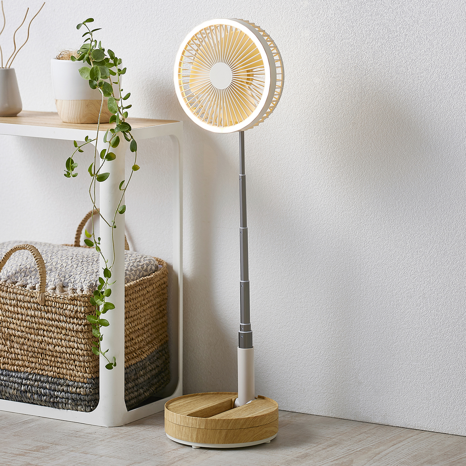 【ベルメゾン】充電式 マルチフォールディングファン