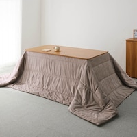使用イメージ／約240×320cm（合わせてるこたつテーブル／幅150×奥行80cm）