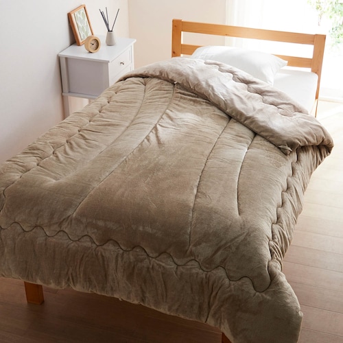 吸湿発熱プラス・そのまま使える4層掛け布団