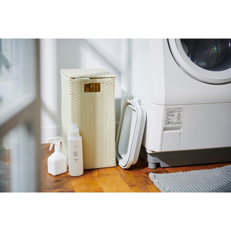 使用しないときは折りたたんで隙間に収納