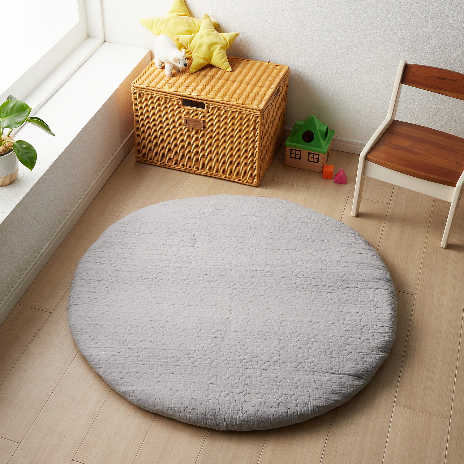 【ベルメゾン】イブル・綿素材を使った円型ベビーマット 【ベルメゾン】イブル・綿素材を使った円型ベビーマット