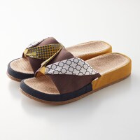 Lサイズはフラットソールです