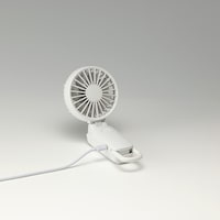 充電用USBコード付属
