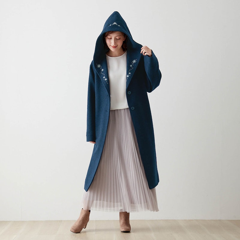 モデル身長168cm／M ※写真は撮影用のため、袖丈＋1.5㎝、着丈＋6㎝になります