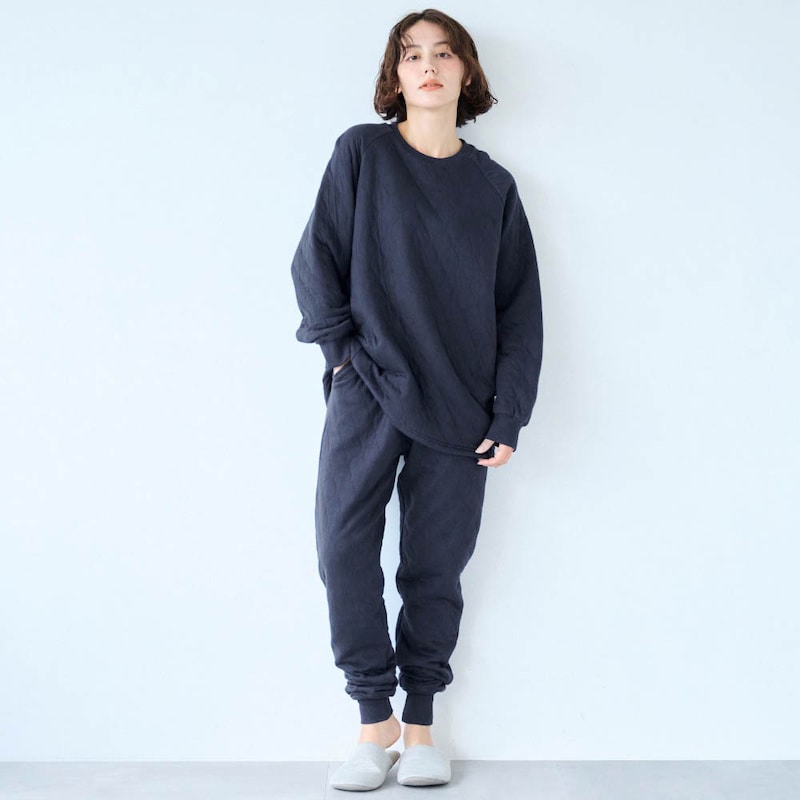 ダークネイビー