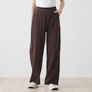 ダークブラウン