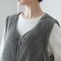 どんな服にも合わせやすいシンプルなデザイン