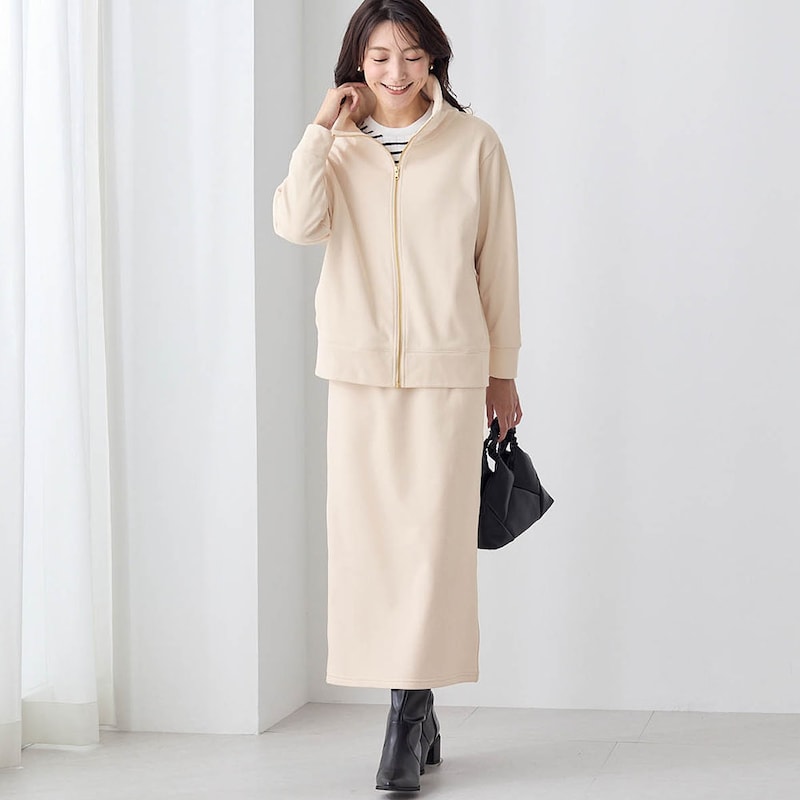 モデル身長170cm／M ※写真は撮影用のため総丈+4cmになります。