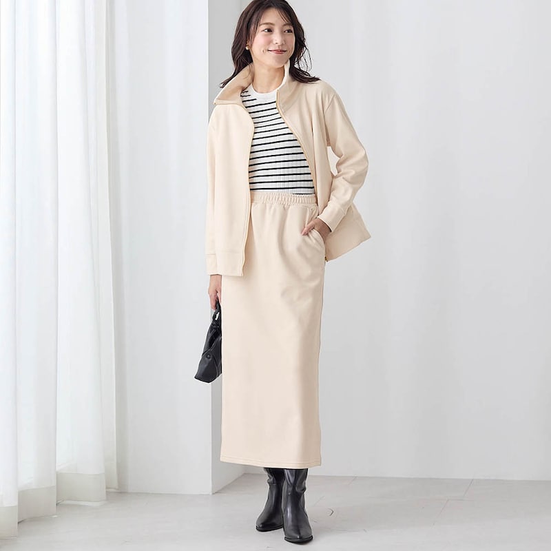 モデル身長170cm／M ※写真は撮影用のため総丈+4cmになります。