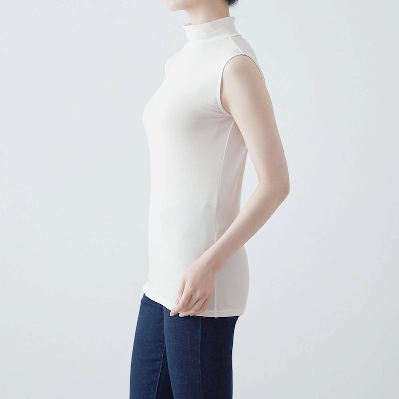 モデル身長166cm／M