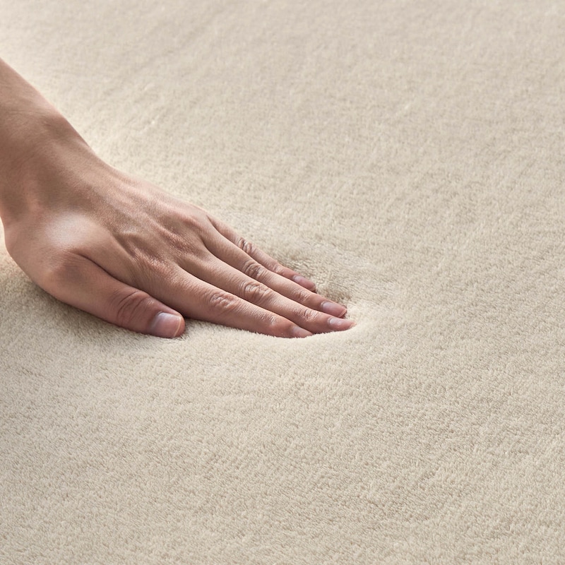 起毛素材であたたかくもっちりとした触感