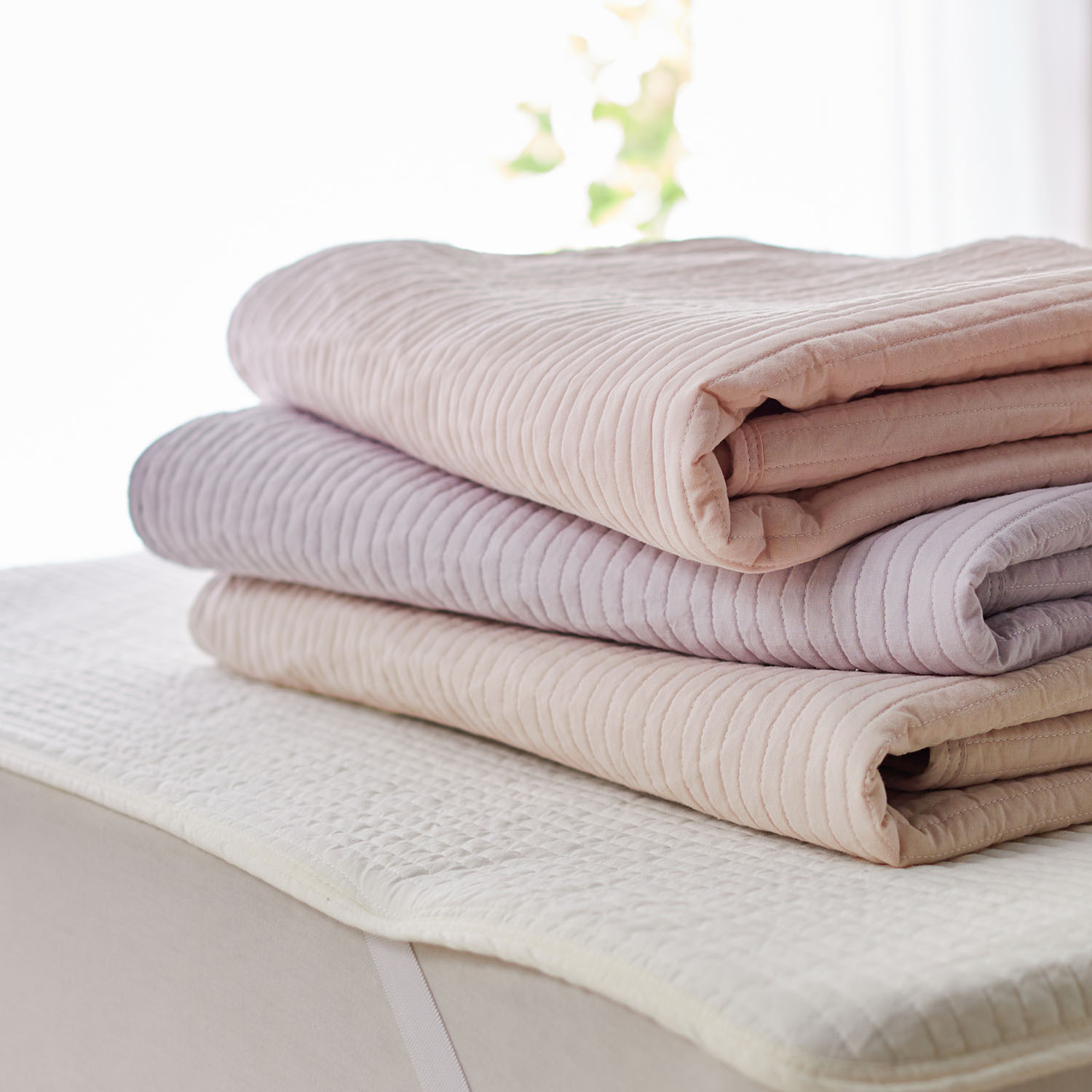 【BELLE MAISON DAYS】【ベビー対応】洗いをかけた綿素材のイブル風敷きパッド 【BELLE MAISON DAYS】【ベビー対応】洗いをかけた綿素材のイブル風敷きパッド