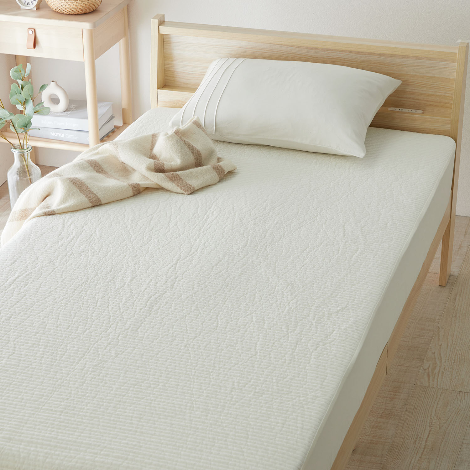 【ベルメゾン】【ベビー対応】洗いをかけた綿素材のイブル風ボックスシーツ型敷きパッド 【ベルメゾン】【ベビー対応】洗いをかけた綿素材のイブル風ボックスシーツ型敷きパッド