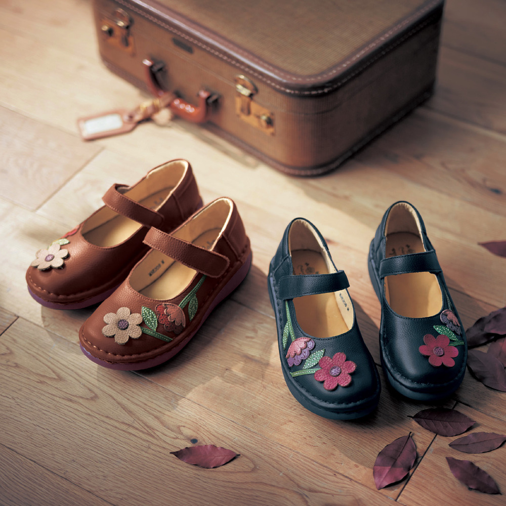 【ミニラボ/mini labo】本革ストラップシューズ「エスタシオン」/秋を見つけて