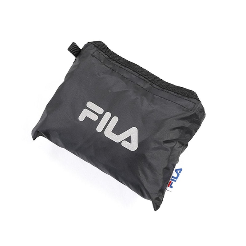 レインカバーはポケッタブル仕様でコンパクトになります