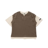 ブラウン（前）