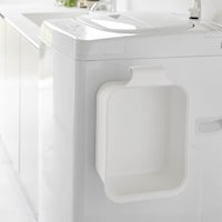 洗濯機に付ければ浮かせて省スペースに収納できます。
