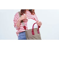 うちわもすっぽり。持ち手も見えにくい