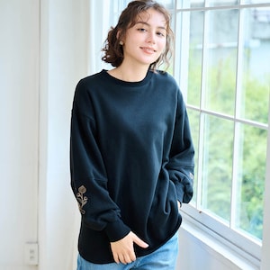 ブラック