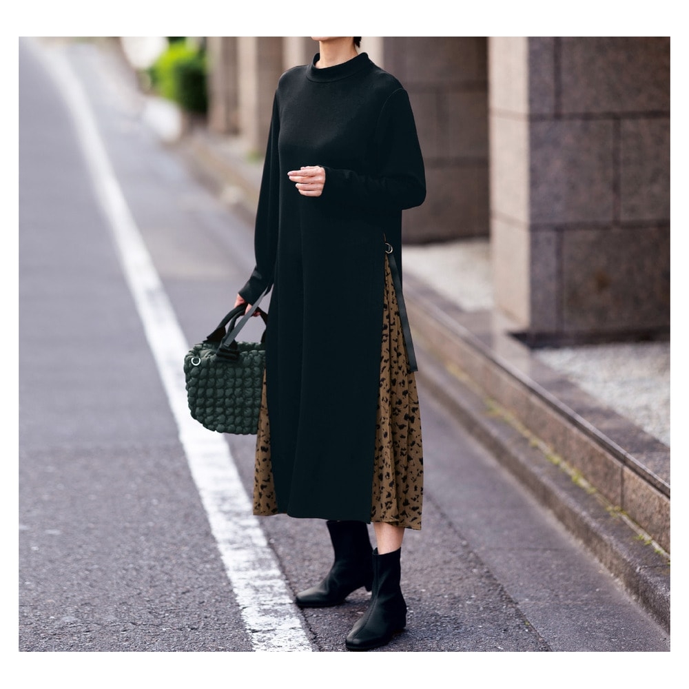 【花笑むとき/hana emu toki】ハイネックサイドプリーツワンピース