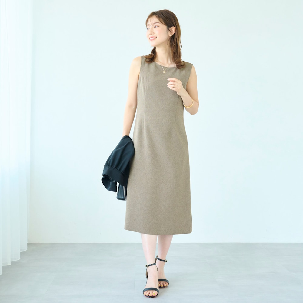 モデル身長160cm／９ＡＲ（色目は「ココア」のカラー画像でご確認ください）