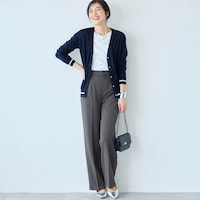 モデル身長168cm／M・股下70cm　※写真は撮影用のため股下+6cmになります。