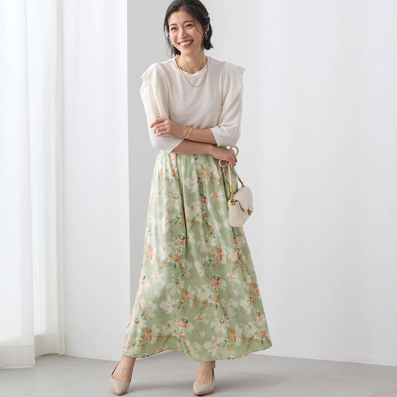 モデル身長168cm／M　※写真は撮影用のため総丈+8cmになります。