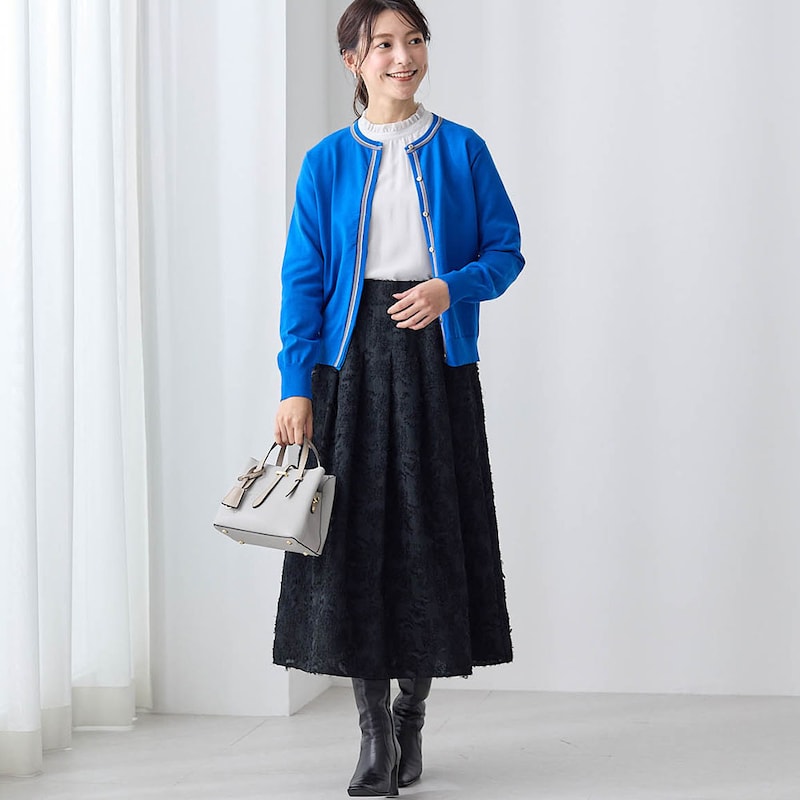 モデル身長170cm／M ※写真は撮影用のため総丈+8cmになります。
