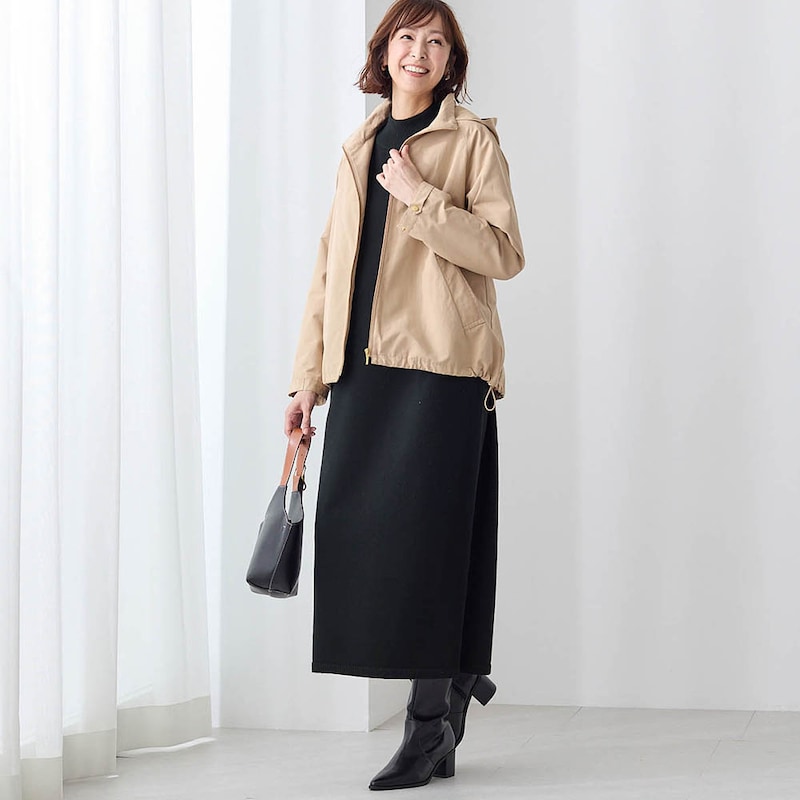 モデル身長169cm／M ※写真は撮影用のため身丈+8cmになります。ニットワンピースのみ着用