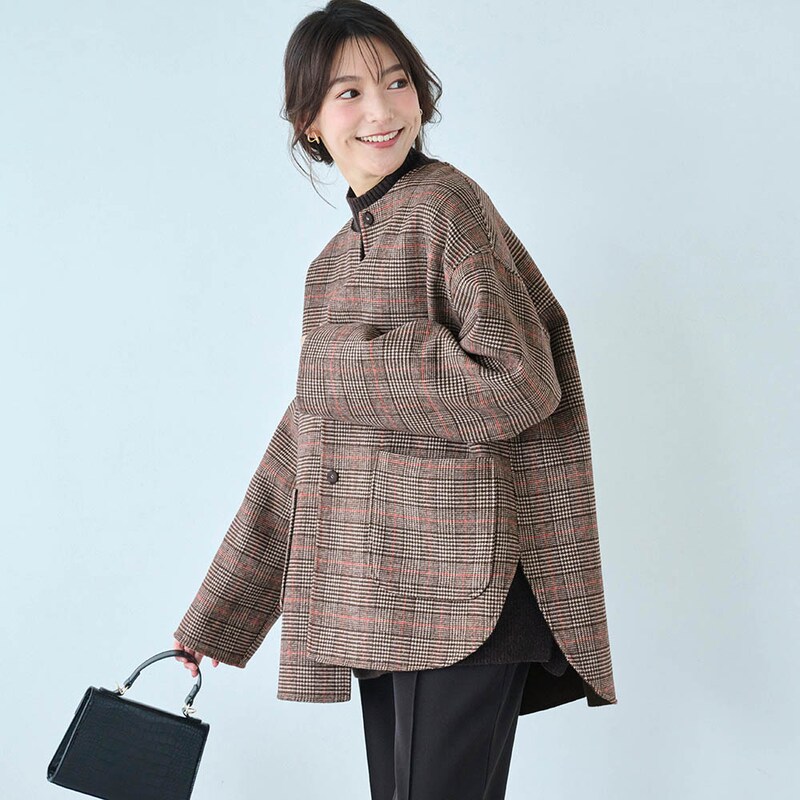 モデル身長170cm／M　ブラウンチェック側着用