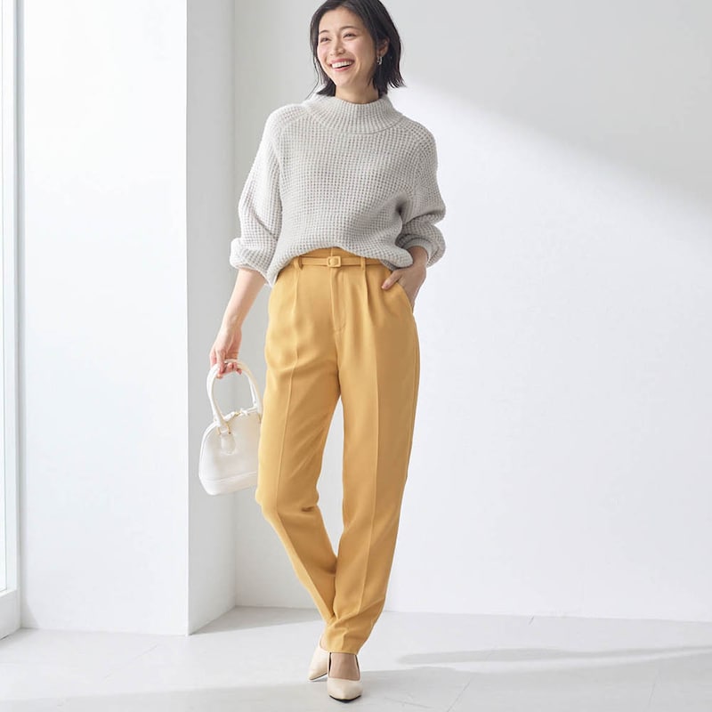 モデル身長168cm／M・股下68cm ※写真は撮影用のため股下+7cmになります。