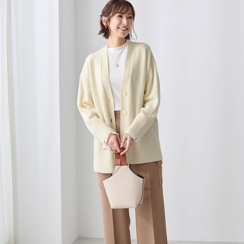 モデル身長169cm／M ＜アイボリー＞