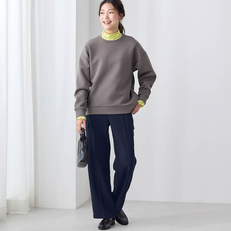 モデル身長170cm／M ※写真は撮影用のため股下+6cmになります。
