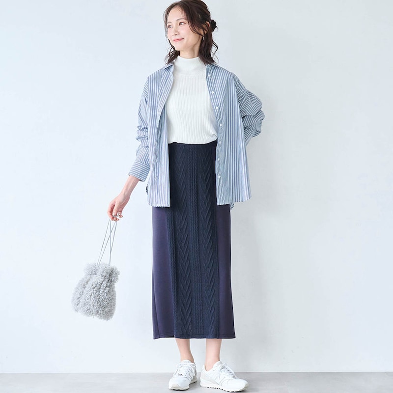 モデル身長170cm／M ※写真は撮影用のため総丈+6cmになります。スカートのみ着用