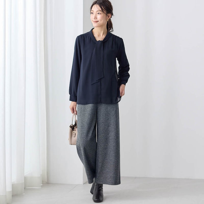 モデル身長170cm／M ※写真は撮影用のため股下+6cmになります。