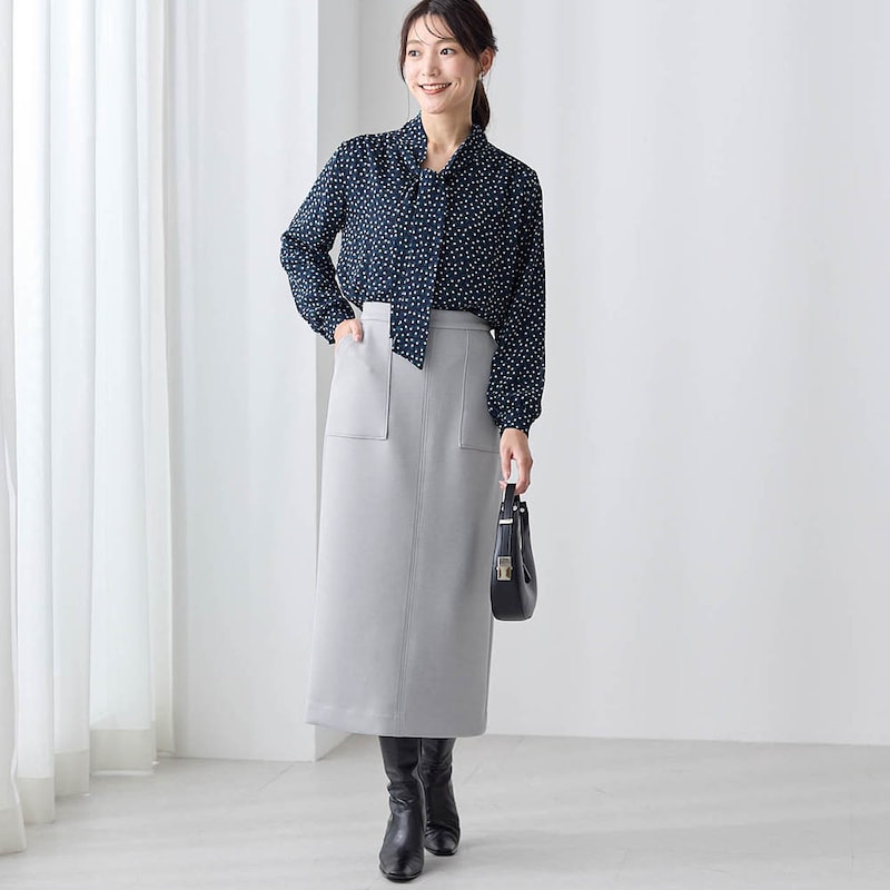 モデル身長170cm／M ※写真は撮影用のため総丈+6cmになります。