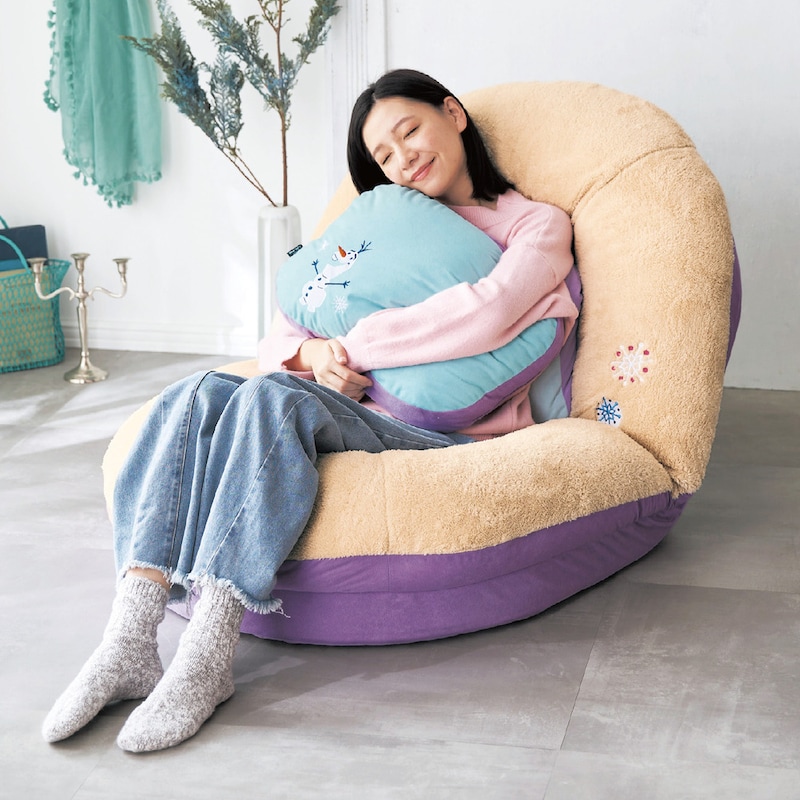 背もたれを起こしても首まで包み込まれ心地よい