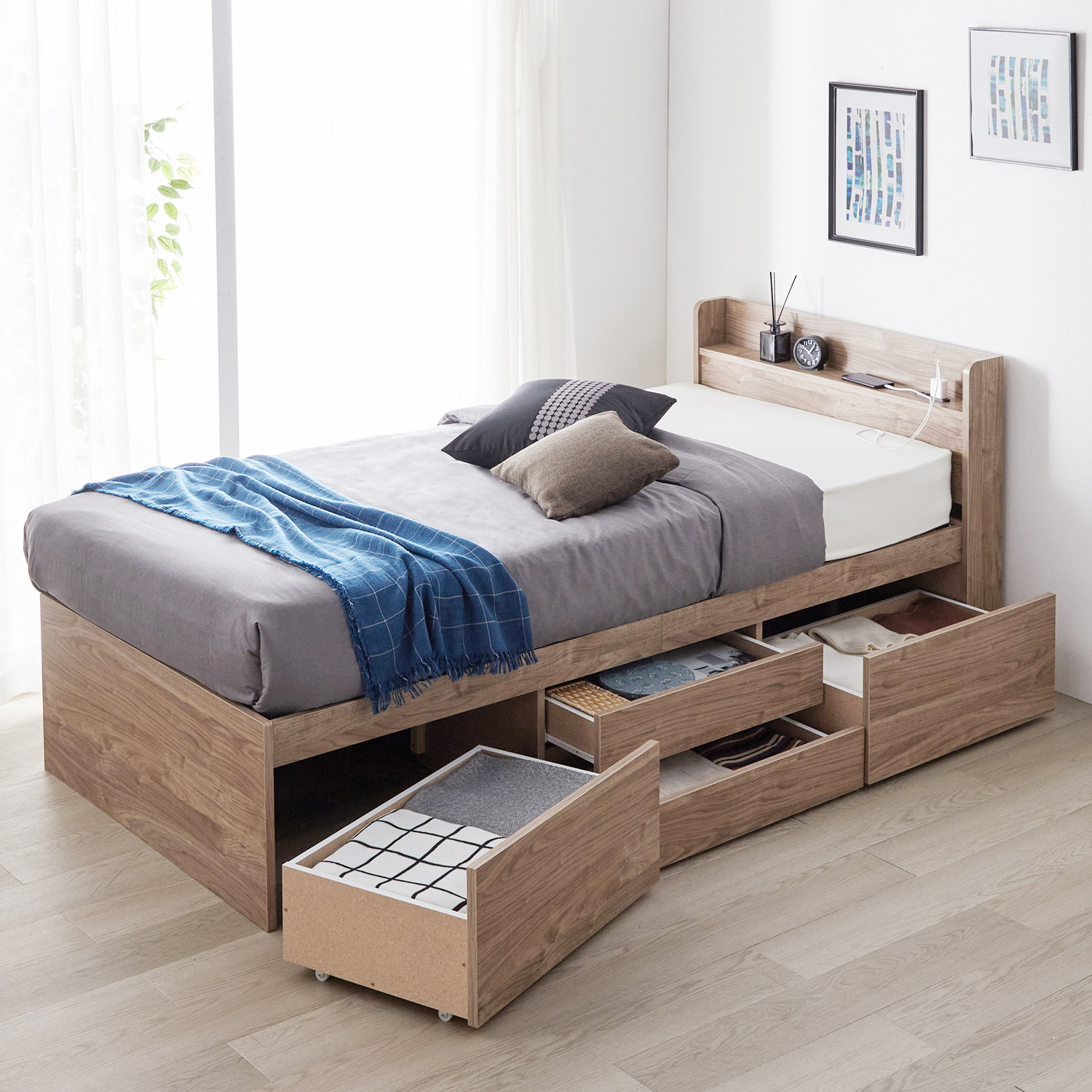 【ベルメゾン】大量収納ができる宮付きチェストベッド