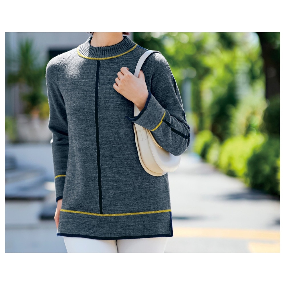 【ベルメゾン】配色ラインハイネックプルオーバー